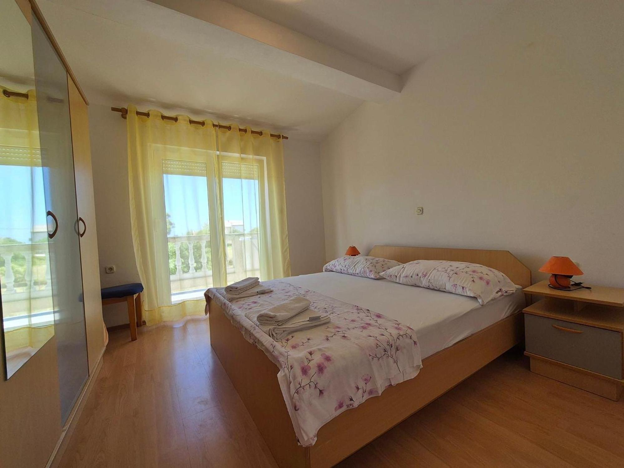 Apartments Velinka Mundanije Екстериор снимка